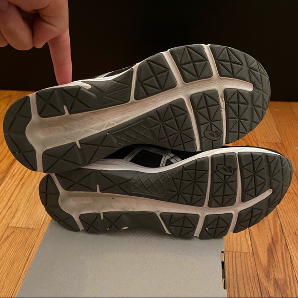 ASICS Gel-Contend 4, Black/Silver/Carbon, Men’s Size 9, Ortholite Insole, Clean! - Picture 9 of 10